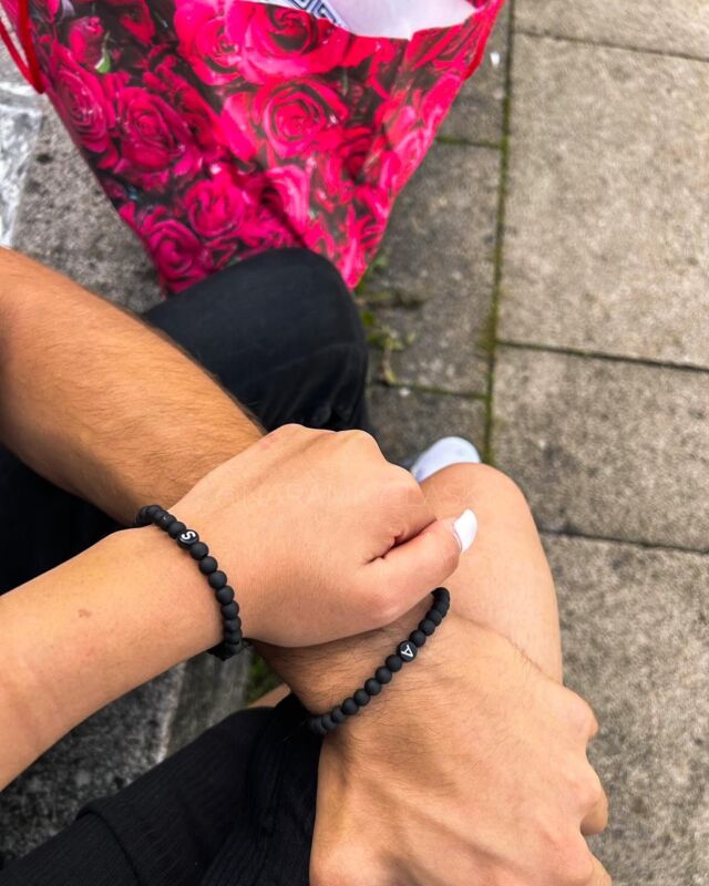 Spokojení zákazníci 🩷🫶🏼

 ᴡᴡᴡ.ɴᴀʀᴀᴍᴋʏ-ʟᴀsᴋʏ.ᴄᴢ
náramky se jmény, iniciály, daty | na přání 
____________________________________
#naramkysejmeny #naramkynaprodej #naramkysinicialy #naramky #dnesnosim #dnestvorim #dnes_nosim #naramkysejmeny #czechgirl #czechboy #czechcouple#naramkynaprani #naramkylasky #czechrepublic #laska #emoce  #citatyolasce #partnerskenaramky #naramkypropary
